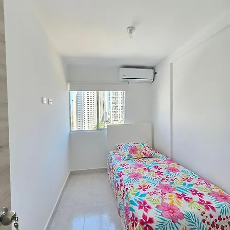 1111 Entre Lagos, Cartagena, Cerca A La Muralla Cartagena